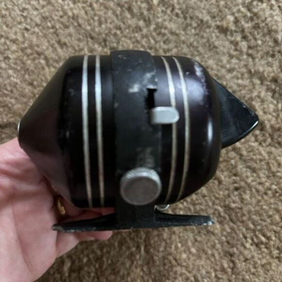 Zebco 606 Fishing Reel For Parts - Picture 3 of 6